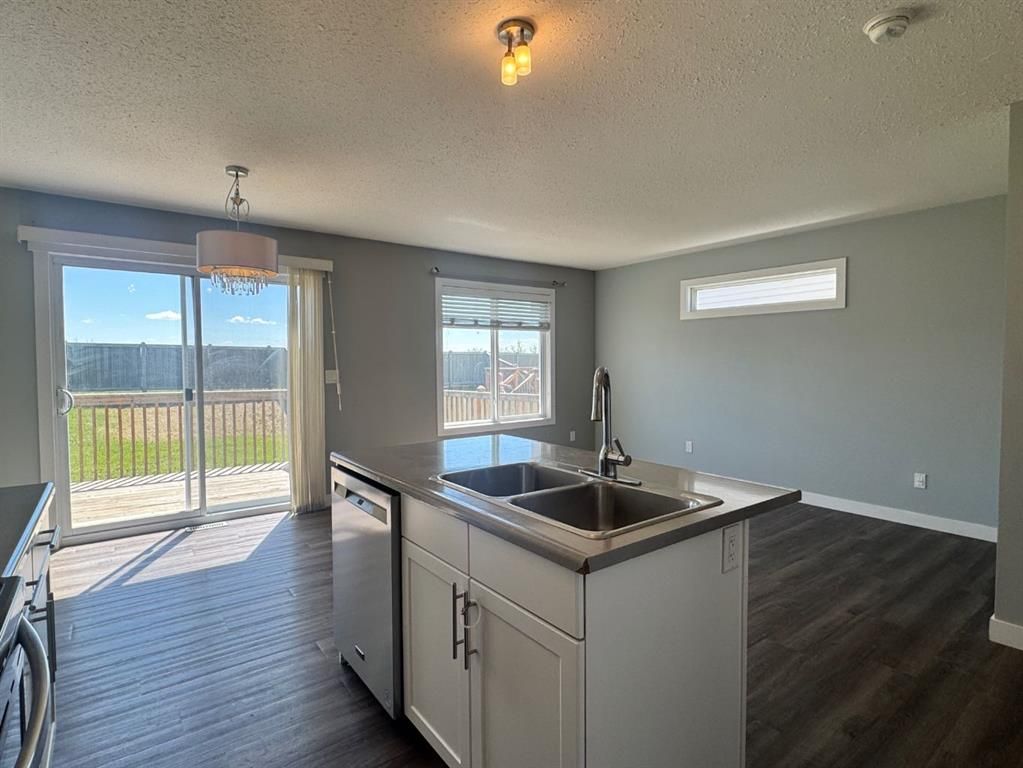 8453 101 Street  - Photo 4