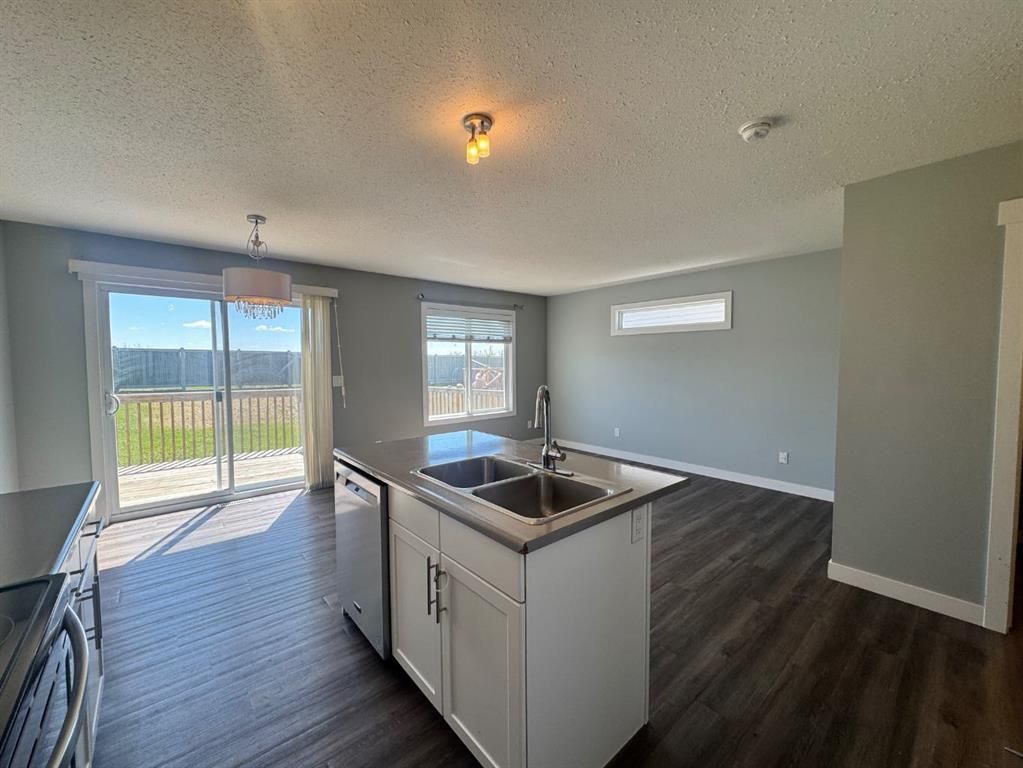 8453 101 Street  - Photo 5