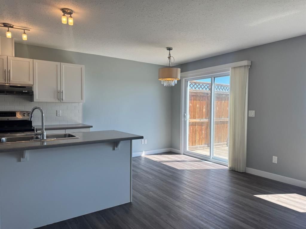 8453 101 Street  - Photo 6