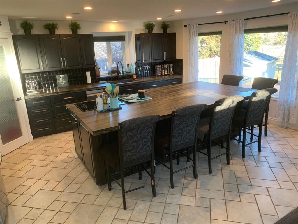11909 Cygnet Boulevard  - Photo 4