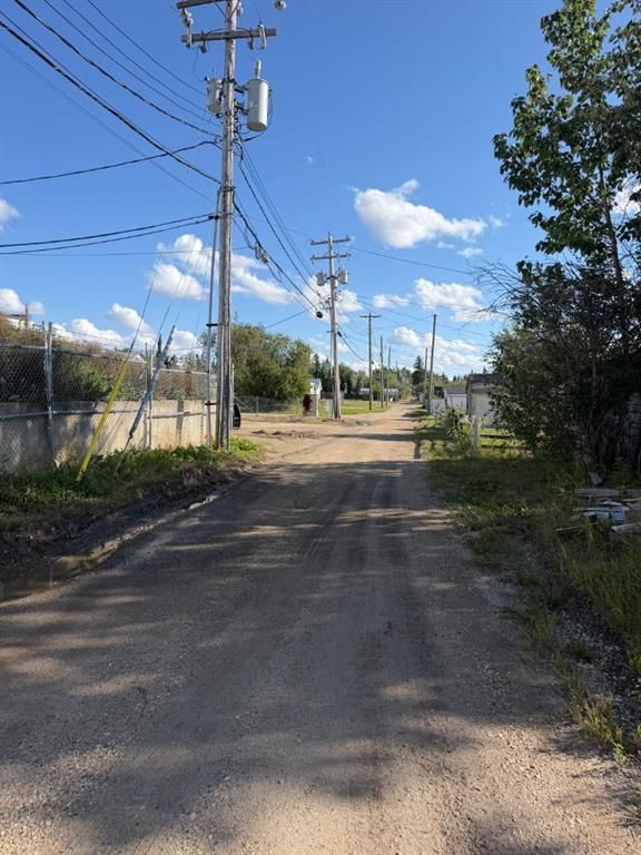9935 101 Street  - Photo 5