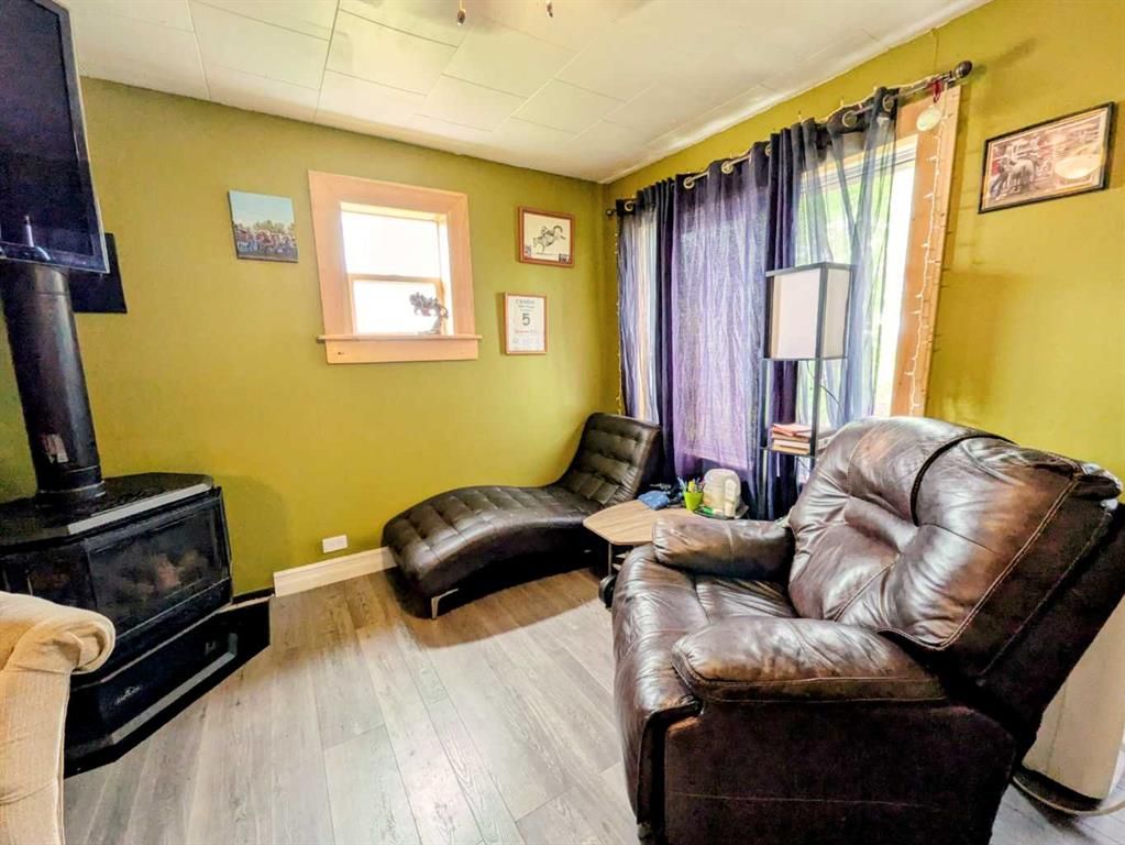 4824 47 Avenue  - Photo 10