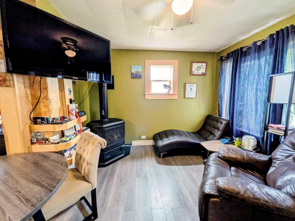 4824 47 Avenue  - Photo 14