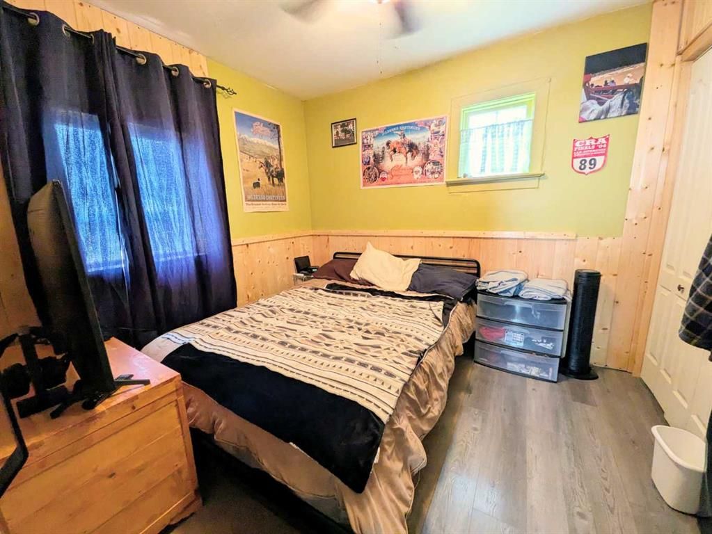 4824 47 Avenue  - Photo 16