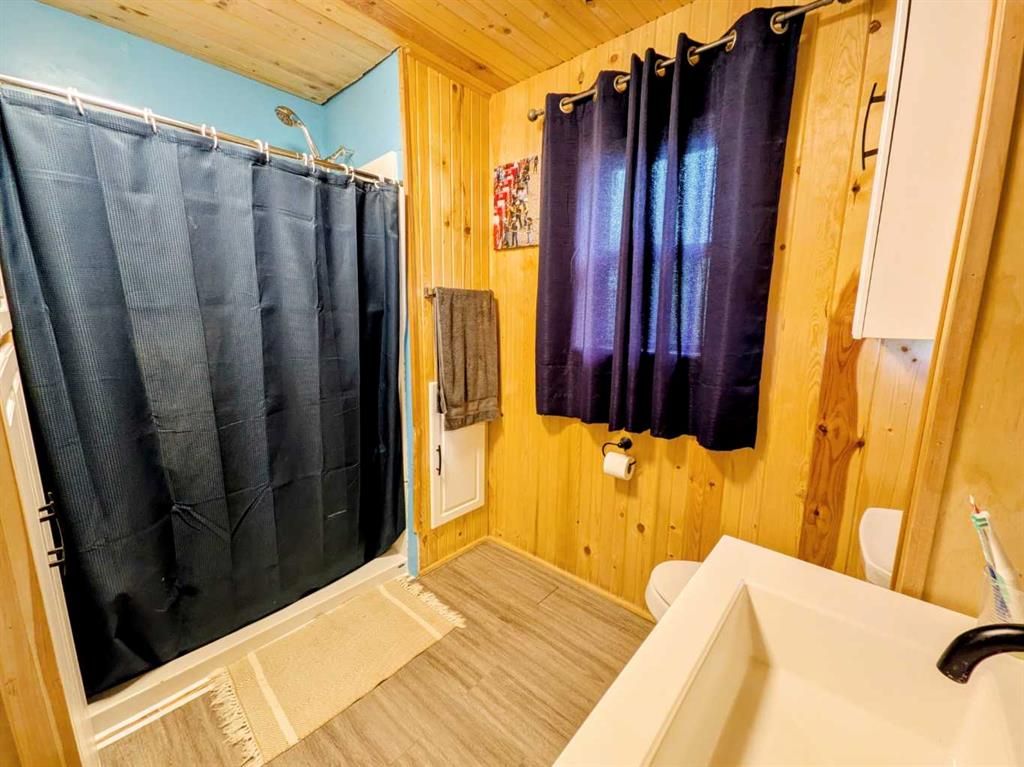 4824 47 Avenue  - Photo 22