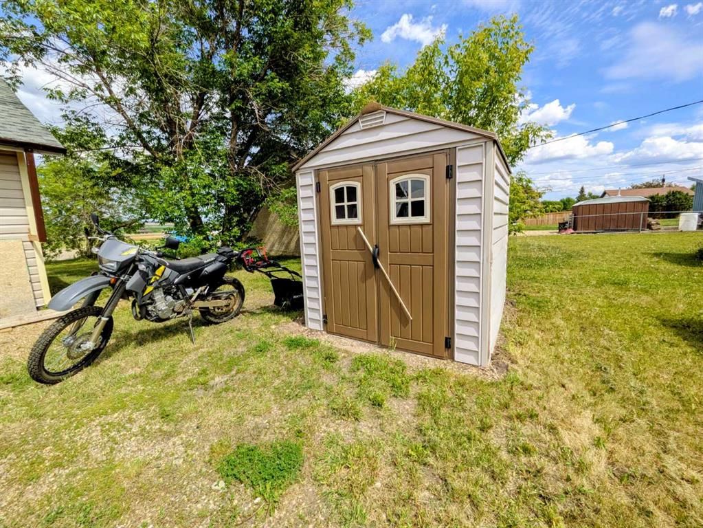 4824 47 Avenue  - Photo 29