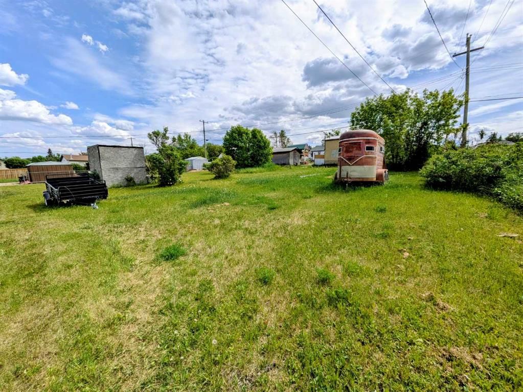 4824 47 Avenue  - Photo 30