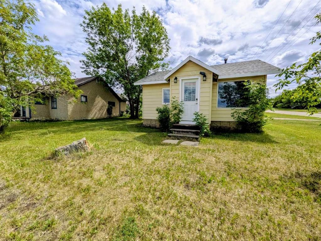 4824 47 Avenue  - Photo 32