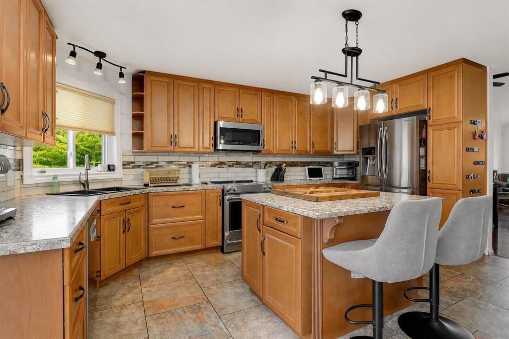 7818 Mission Heights Drive  - Photo 13