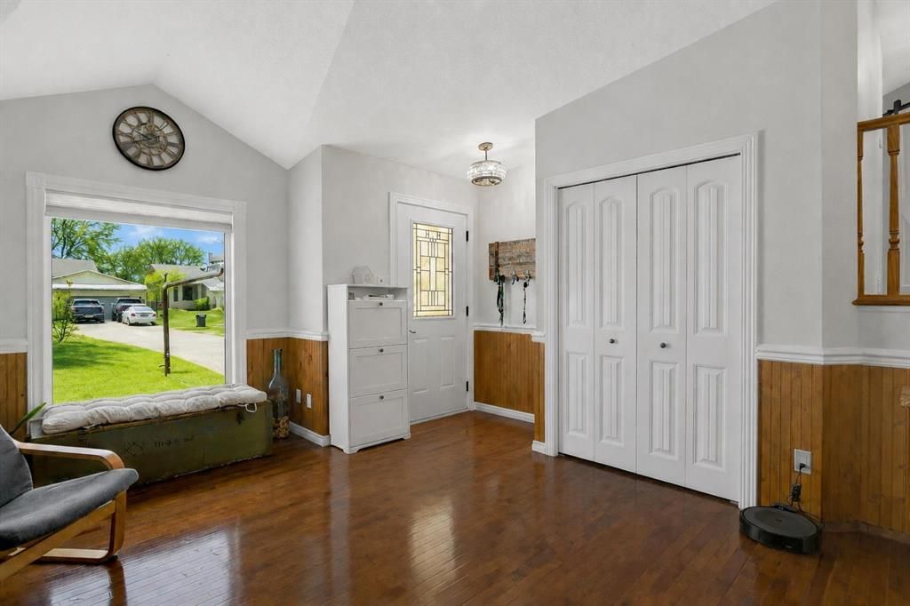 7818 Mission Heights Drive  - Photo 9
