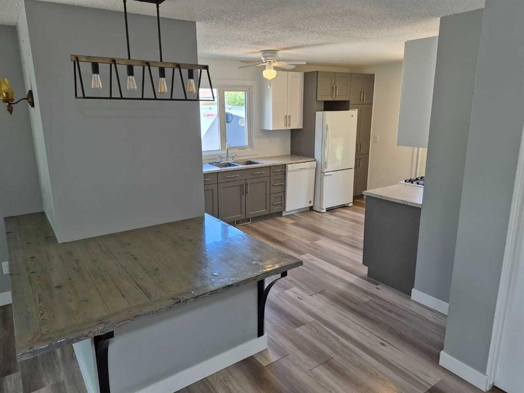 8525 95 Street  - Photo 12