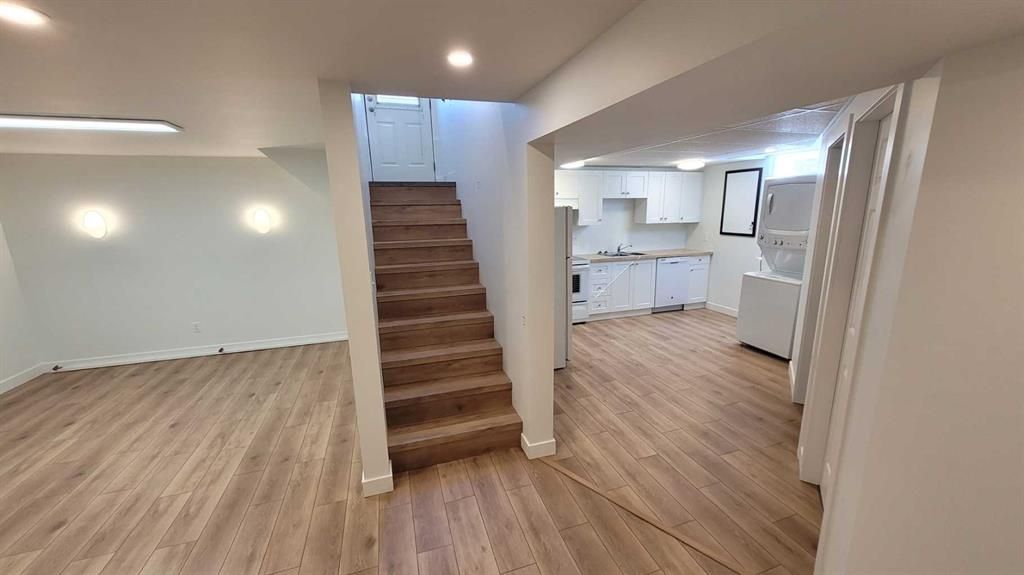 8525 95 Street  - Photo 29