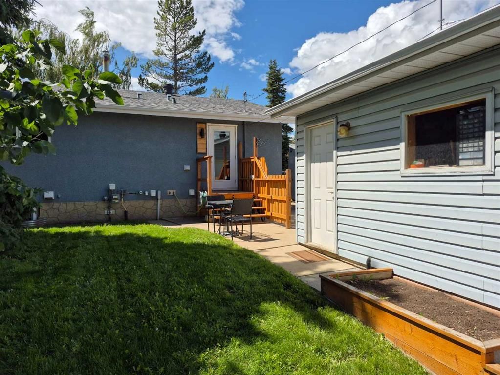 8525 95 Street  - Photo 7