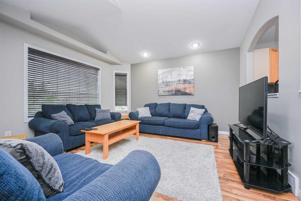 73 Pinnacle Avenue  - Photo 8
