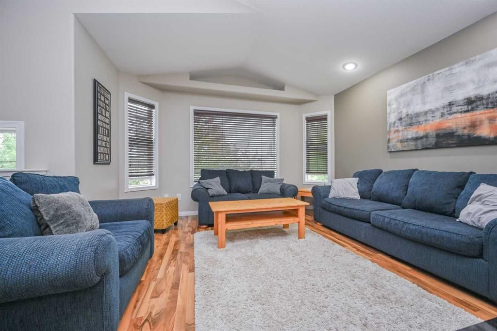 73 Pinnacle Avenue  - Photo 9