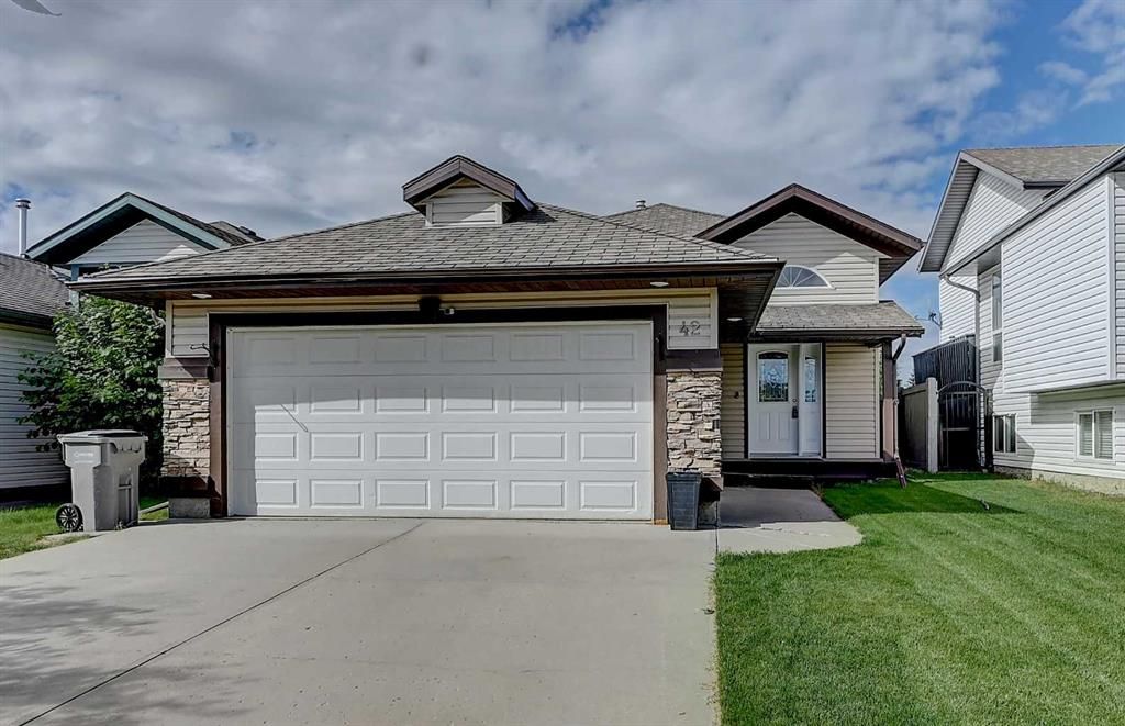 42 Pinnacle Crossing  - Photo 1