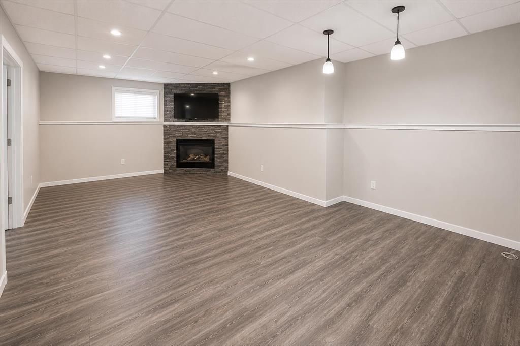 8722 Willow Drive  - Photo 25