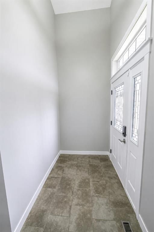 8722 Willow Drive  - Photo 3