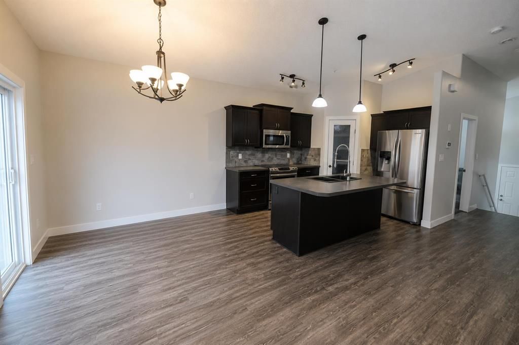8722 Willow Drive  - Photo 8