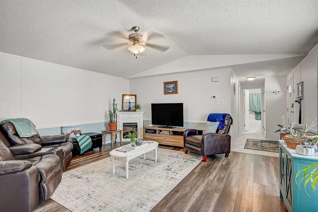 653 Carley Close   - Photo 13