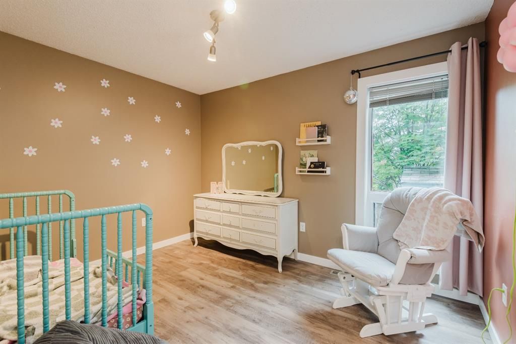 7206 Patterson Drive  - Photo 12