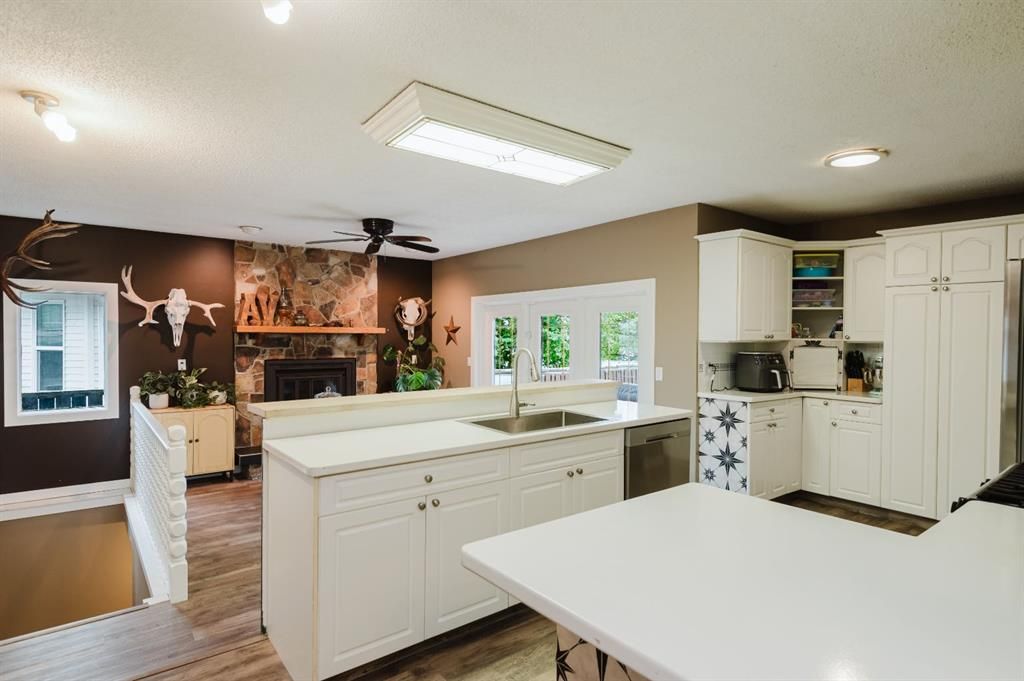 7206 Patterson Drive  - Photo 5