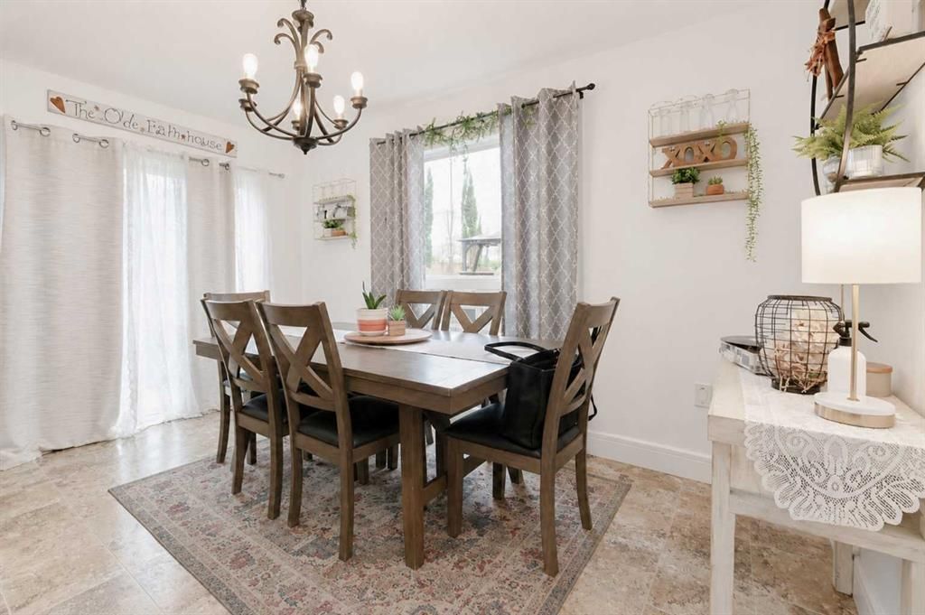 7406 91 Street  - Photo 9