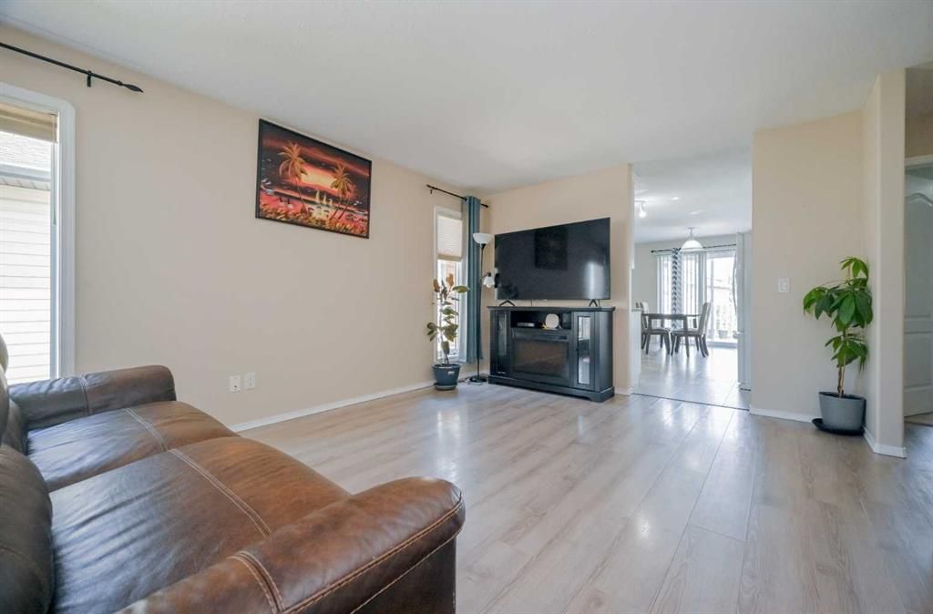 10626 Royal Oaks Drive  - Photo 6