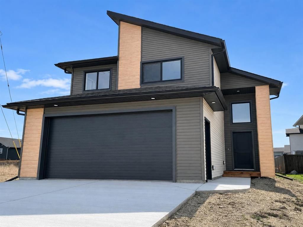 8557 72 Avenue  - Photo 2