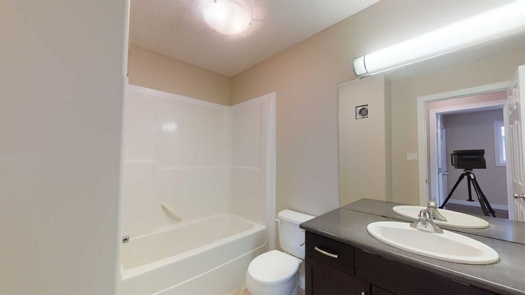 A &amp; B, 8876 75 Avenue  - Photo 14