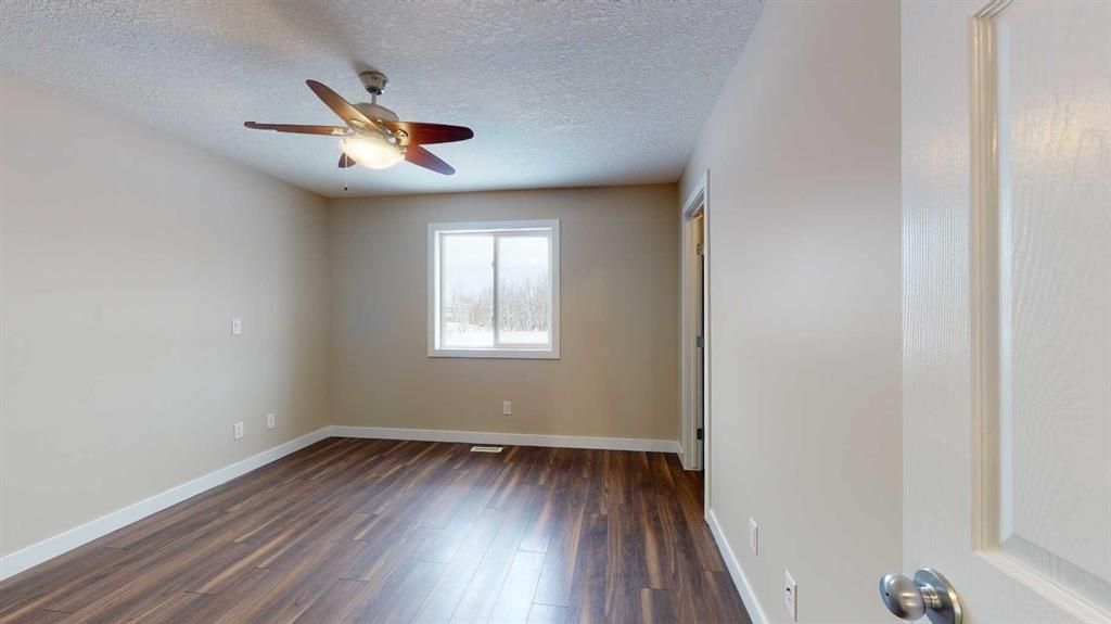 A &amp; B, 8876 75 Avenue  - Photo 18