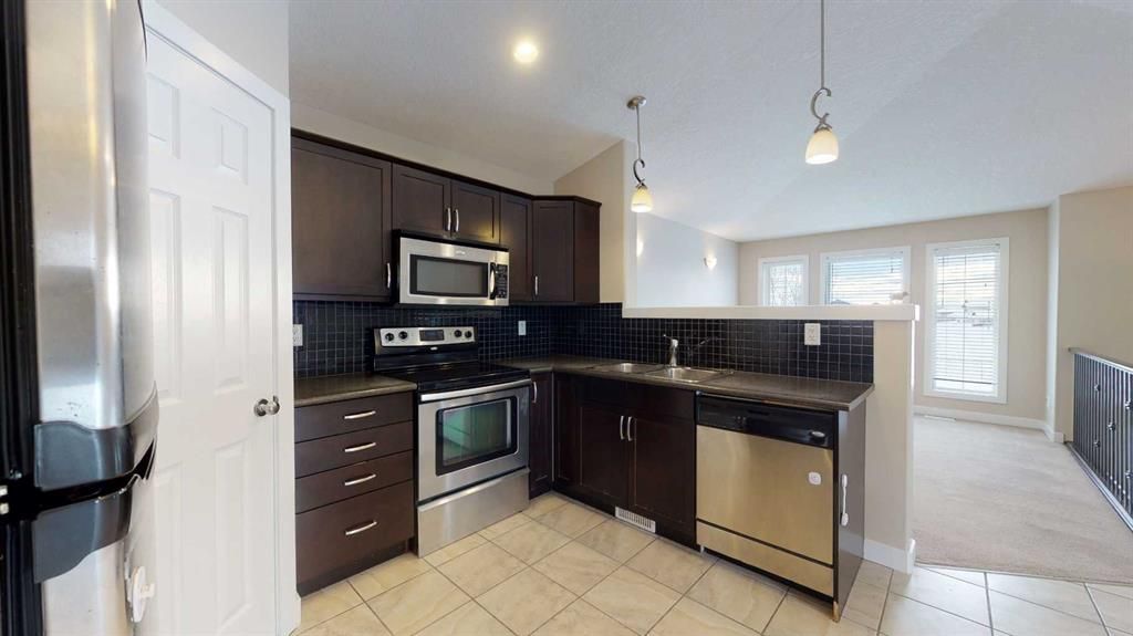 A &amp; B, 8876 75 Avenue  - Photo 9