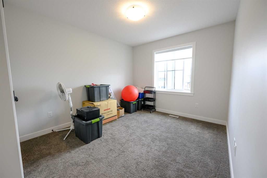 10717 150 Avenue  - Photo 31