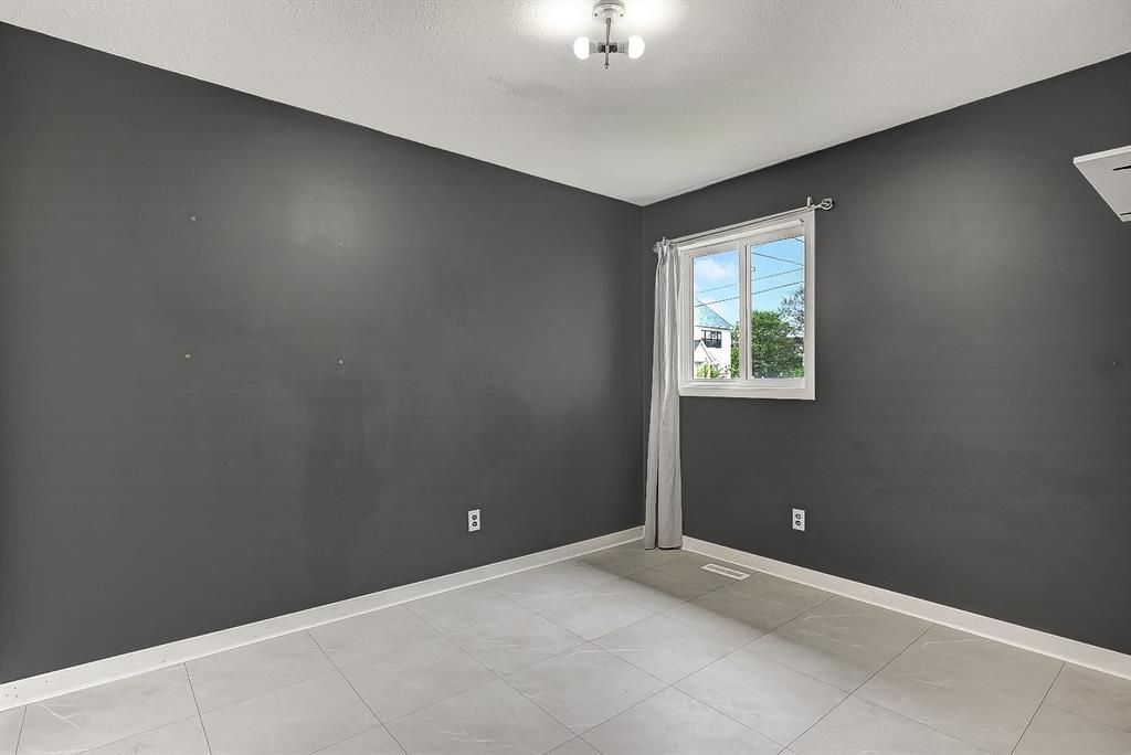 10036 107 Avenue  - Photo 12