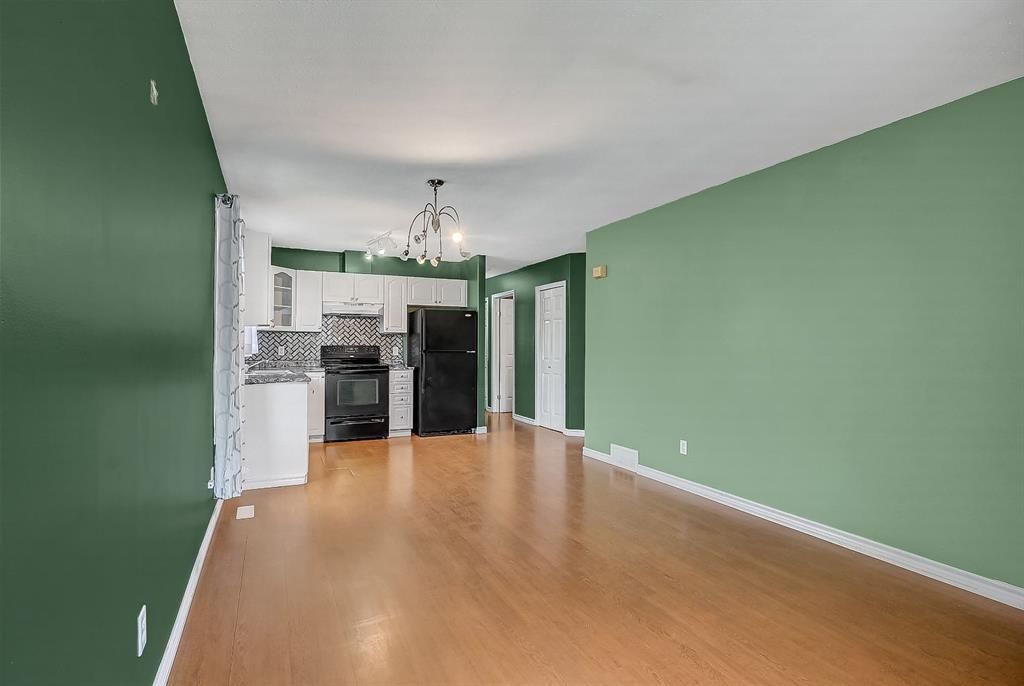 10036 107 Avenue  - Photo 4