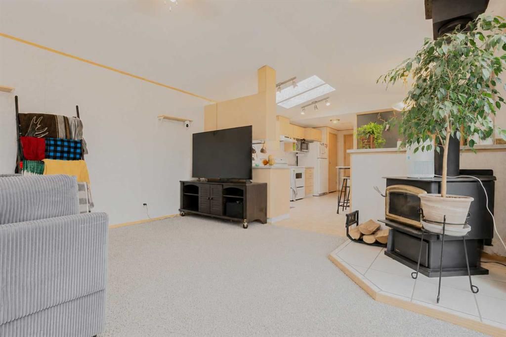 9510 108A Avenue  - Photo 4