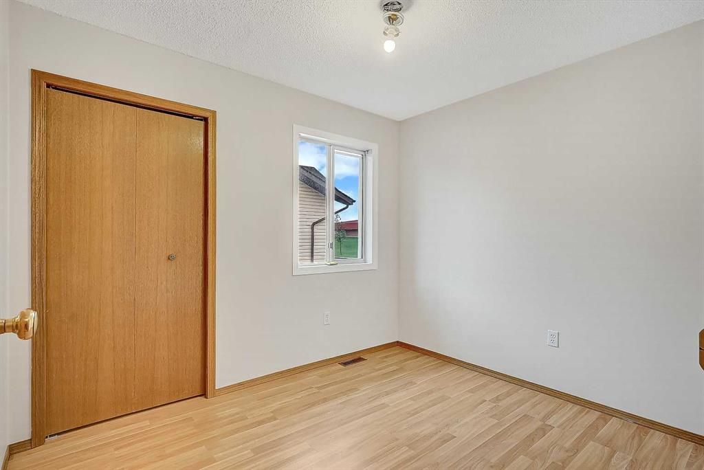 10315 Michaelis Boulevard  - Photo 13