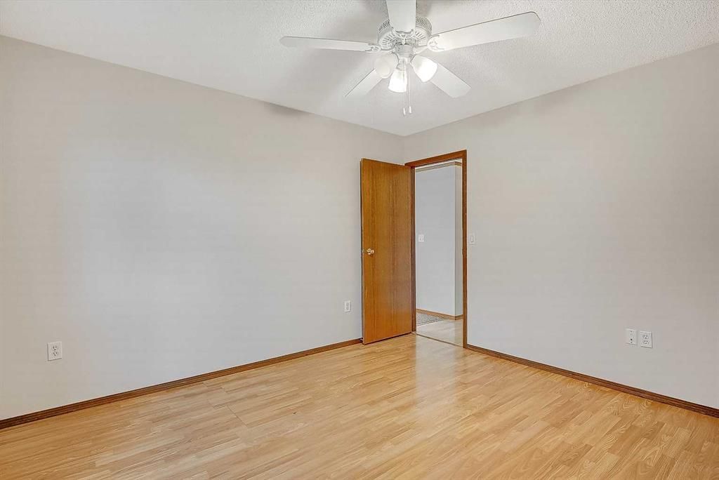 10315 Michaelis Boulevard  - Photo 16