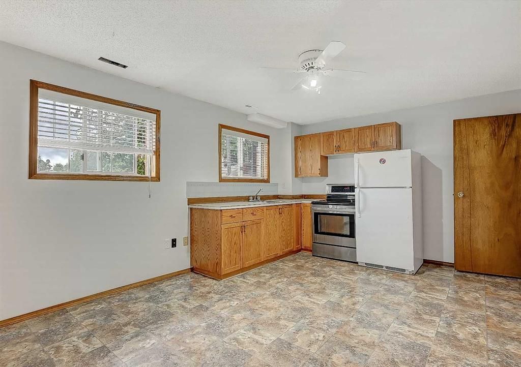 10315 Michaelis Boulevard  - Photo 18