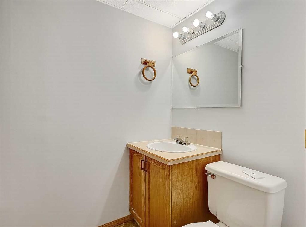 10315 Michaelis Boulevard  - Photo 20