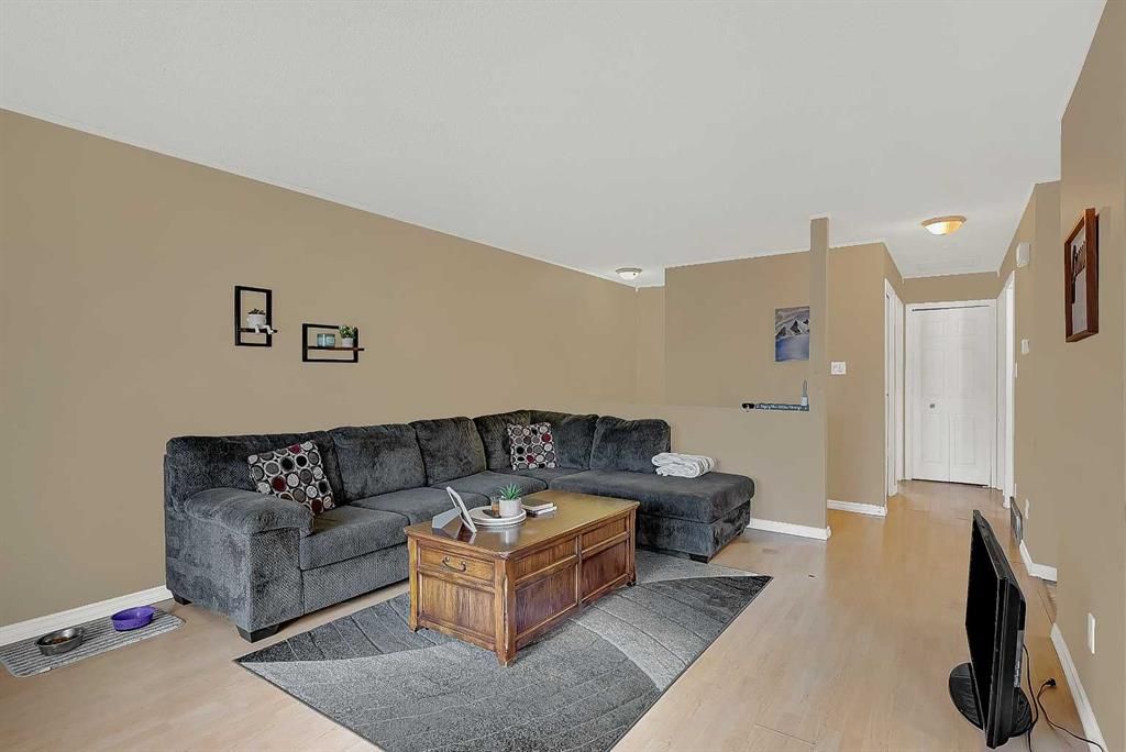 9904 71A Avenue  - Photo 4
