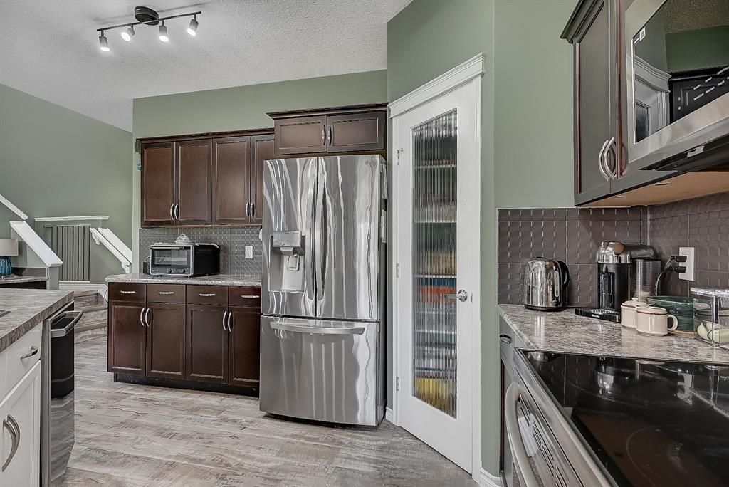 8522 102 Avenue  - Photo 5