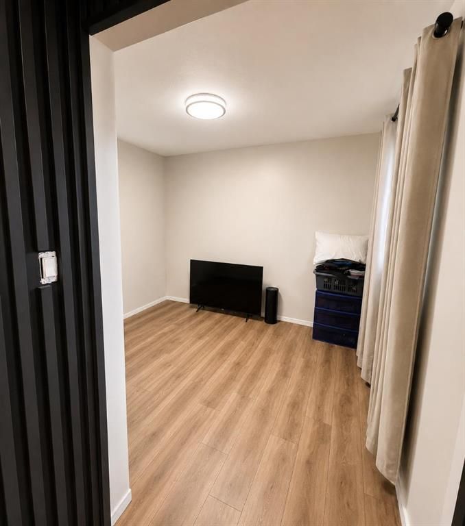 1114 6 Avenue W   - Photo 11