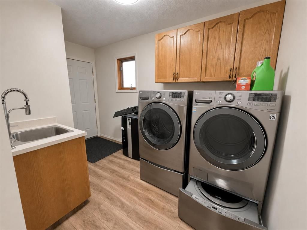1114 6 Avenue W   - Photo 16