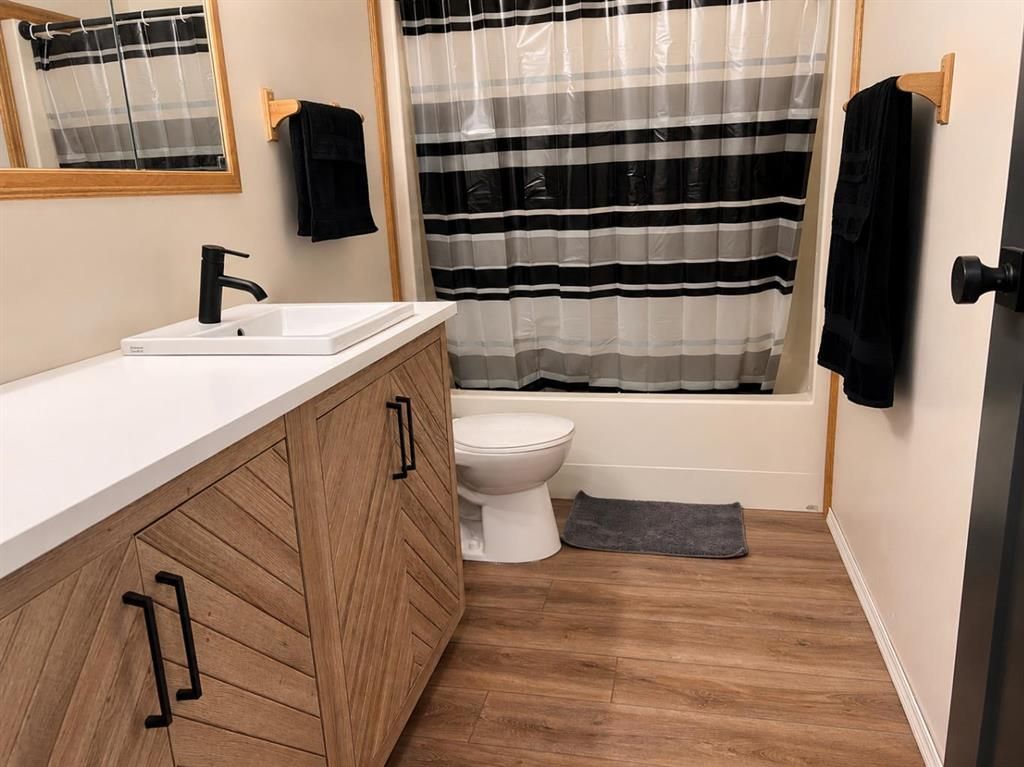 1114 6 Avenue W   - Photo 17