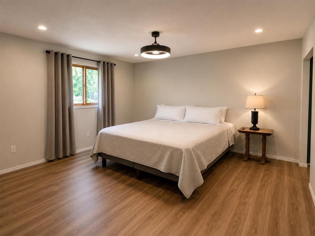 1114 6 Avenue W   - Photo 5