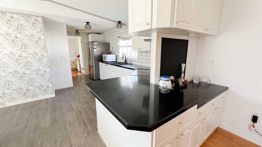 119 Clark Crescent   - Photo 6