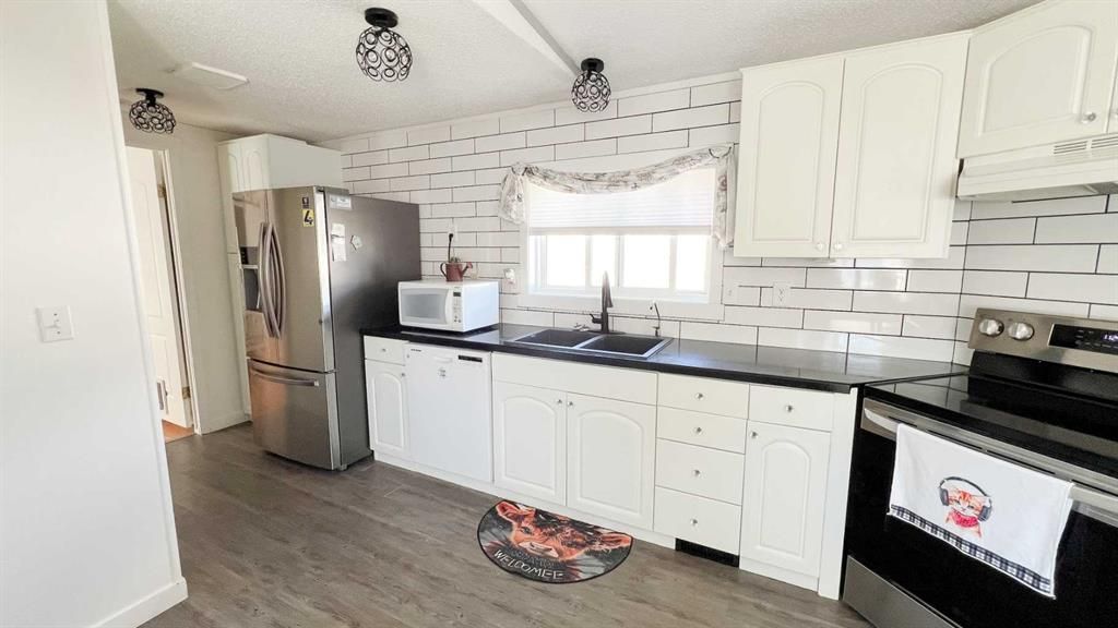 119 Clark Crescent   - Photo 8