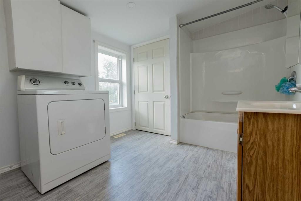 206 7th Street  - Photo 11