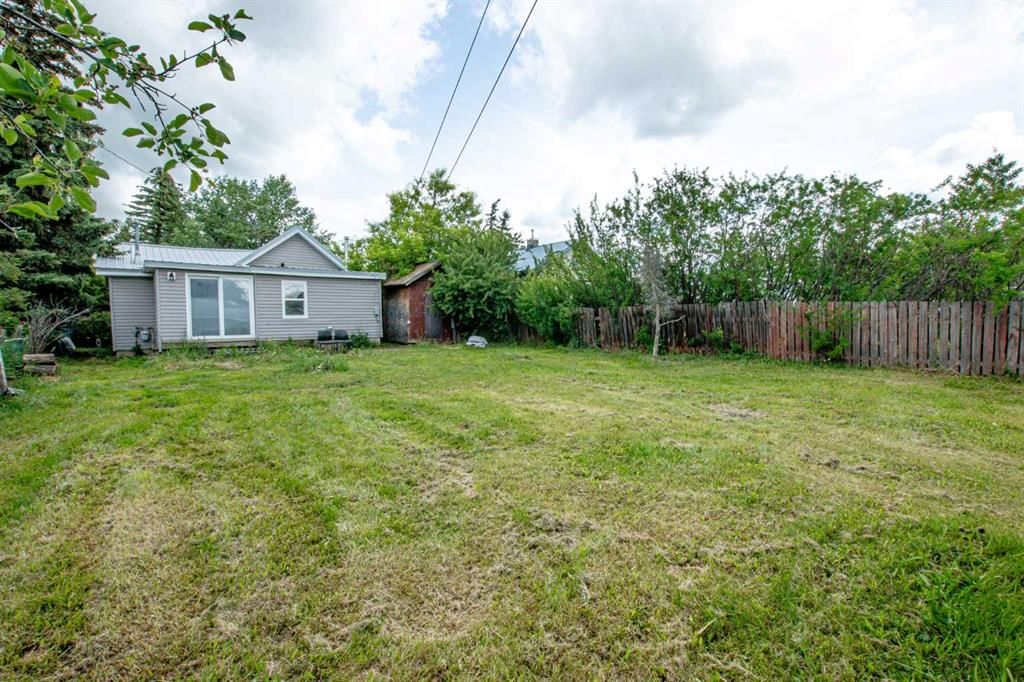 206 7th Street  - Photo 21